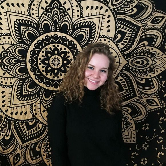 Meet your Posher, Maria - Picture 1 of 1